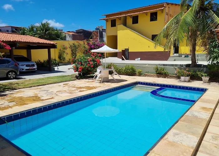 Apartamento 06 - Na Praia Do Futuro Com Piscina.