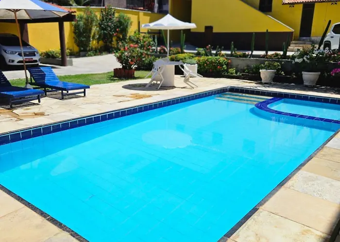 Apartamento 06 - Na Praia Do Futuro Com Piscina.